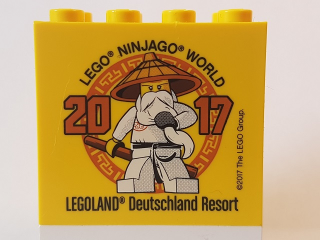 Lego Brick 2 x 4 x 3 with LEGO NINJAGO WORLD 2017 Legoland Deutschland Resort Pattern / Yellow