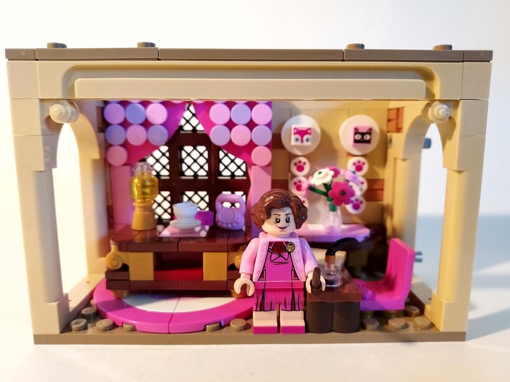 Lego Professor Dolores Umbridge's Office