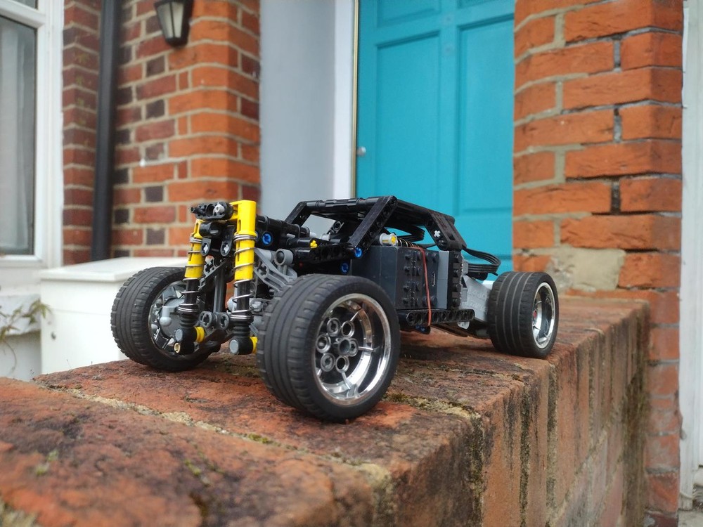 Lego Dual BuWizz Tarmac Shredder Chassis