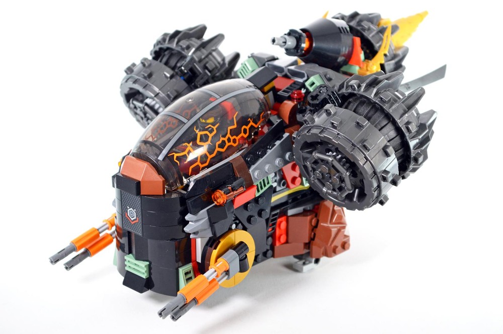 Lego Cole´s Earth Driller Razor Crest (c) (R) TM