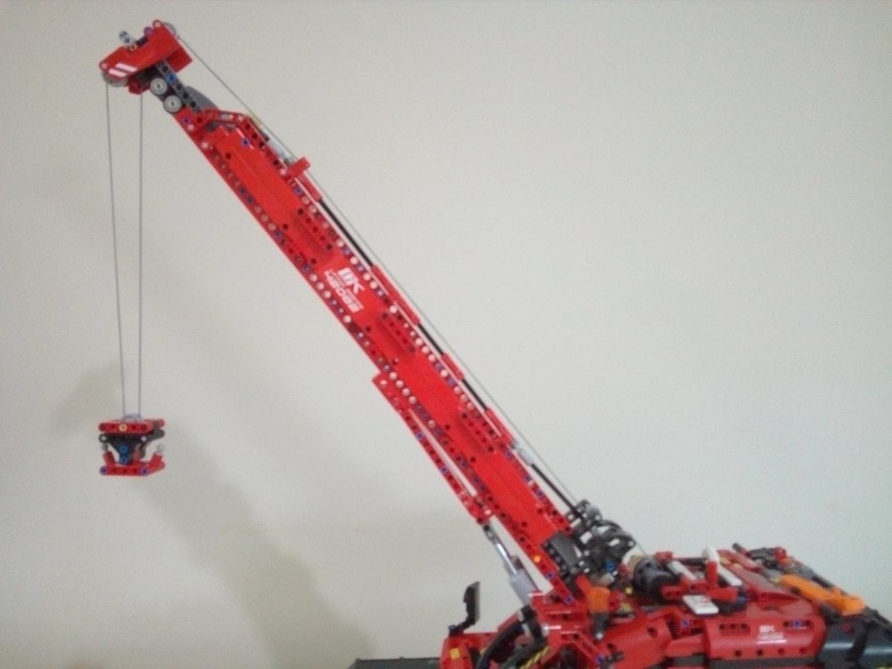 Lego 42082 - Strengthening the Telescopic Boom