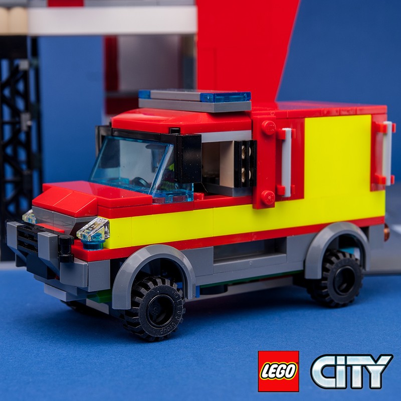 Lego 60320 Fire Van