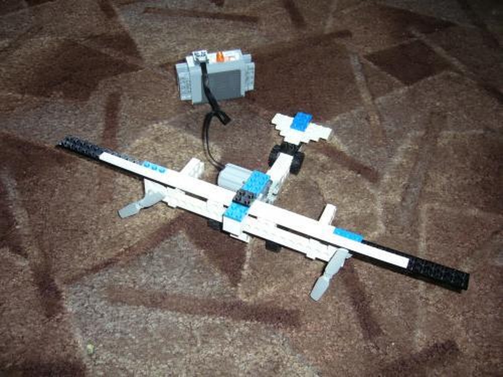 Lego 2-Rotor Plane v1