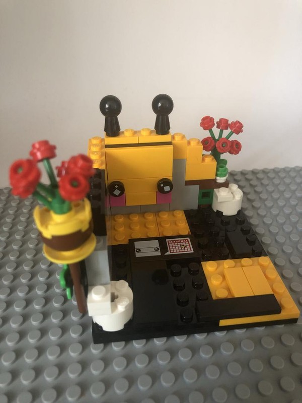 Lego Bee cupholder