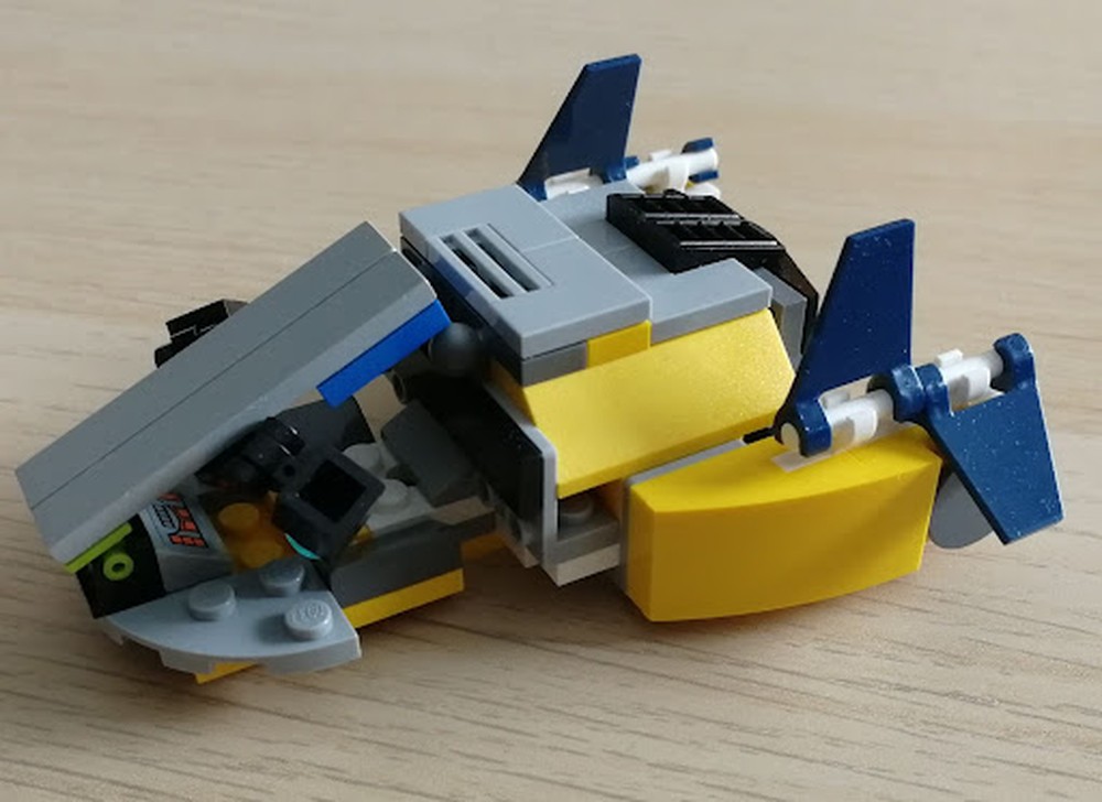 Lego little space fighter