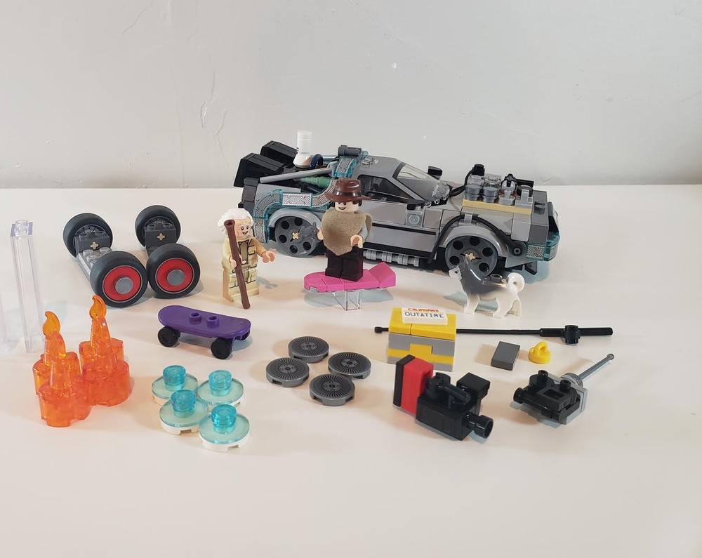 Lego 77256 Time Machine from Back to the Future MODs