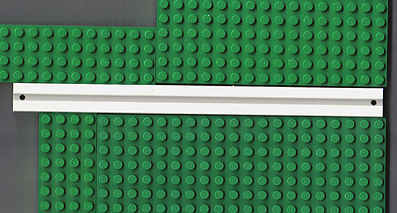 Lego Scala Support Tall, Type 2 (connector locating hole on grooved side) - 25.5 Studs Long / White