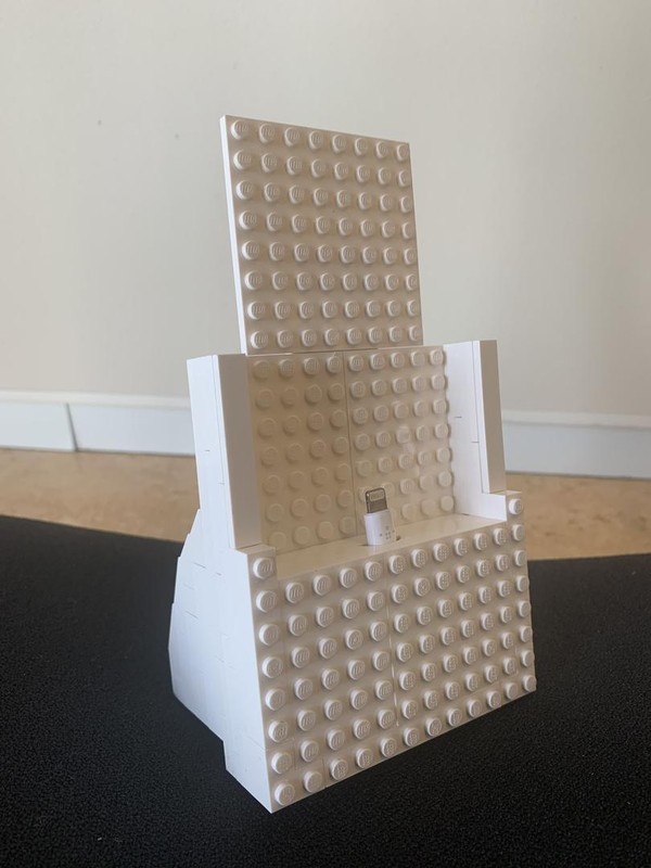 Lego iPhone Stand