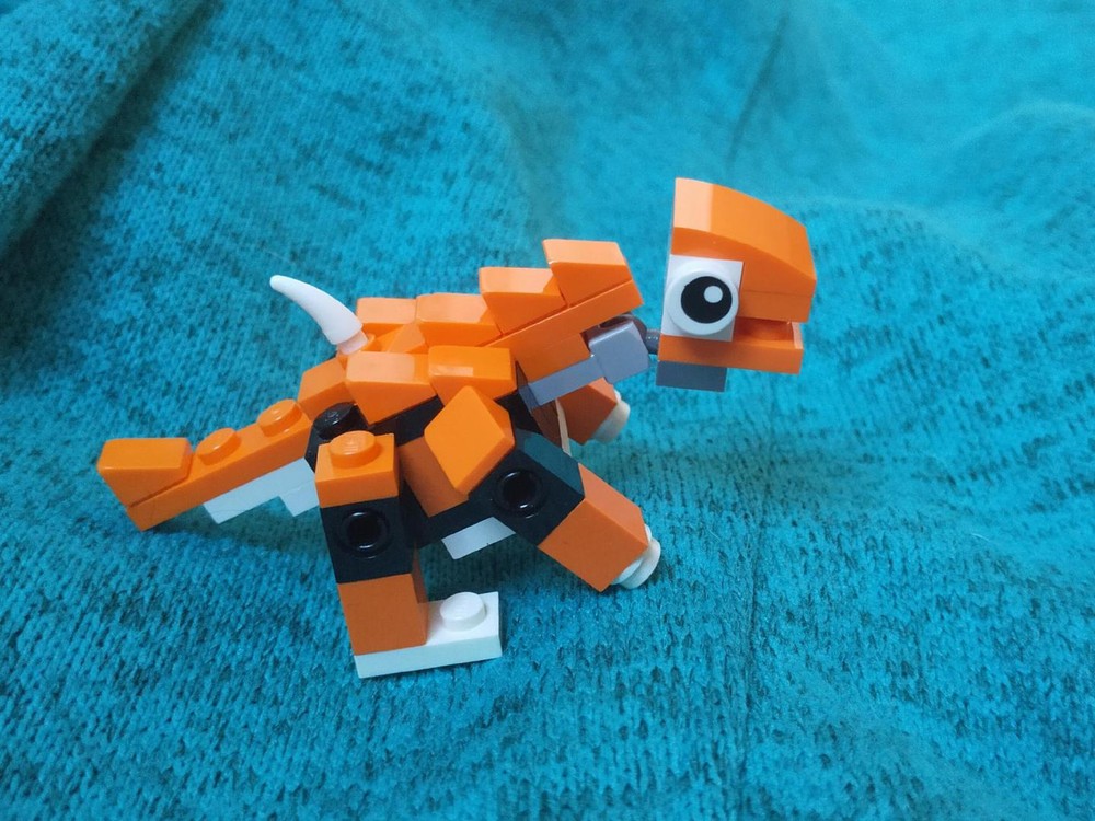Lego Tiny Dino
