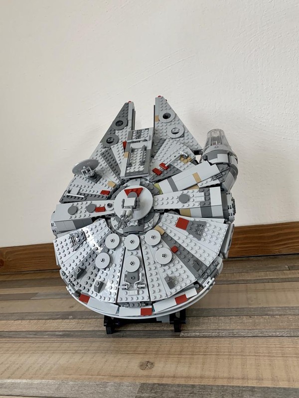 Lego MOC - Millennium Falcon 75257 - Display Stand Nose Up