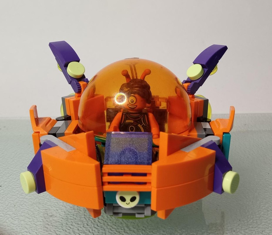 Lego Saucer Stage