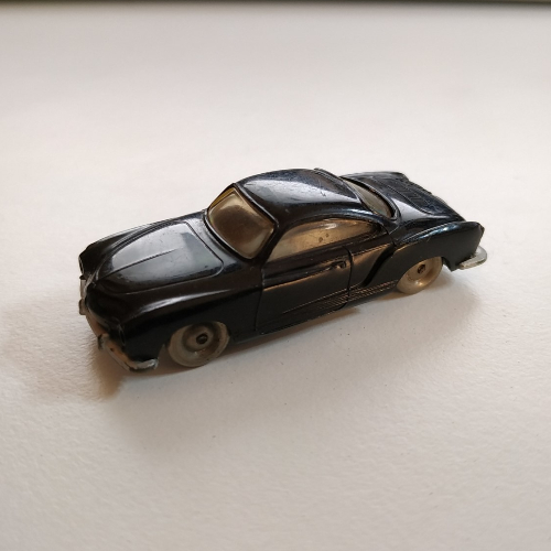 Lego HO Scale VW Karmann Ghia / HO Light Tan