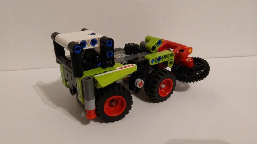 Lego 42102 Mini Claas Xerion Saddle Trac