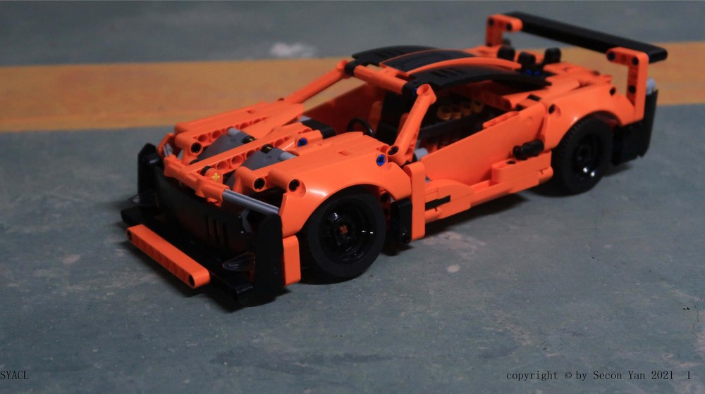 Lego 42093 F model Hypercar 'HyGuy'