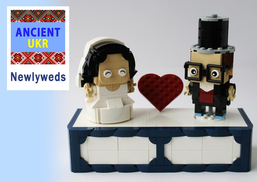 Lego Dancing newlyweds - kinetic sculpture