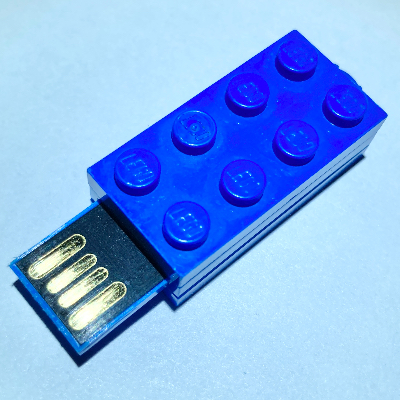 Lego Electric Brick 2 x 4 with USB Flash Drive 8GB / Blue