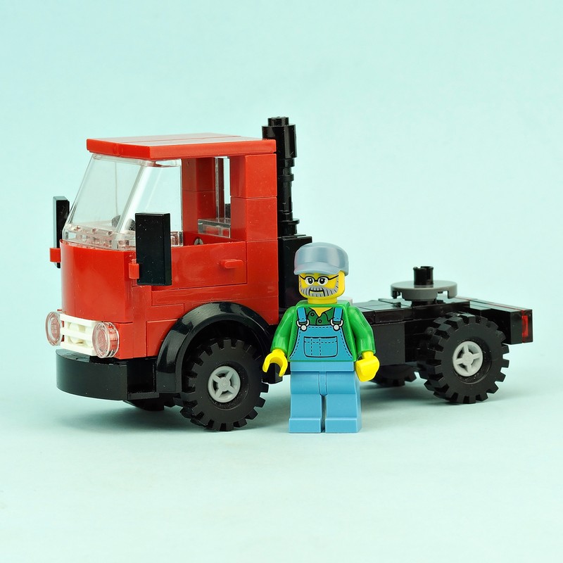 Lego Semi Truck MAZ-504