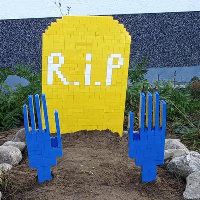 Lego Halloween Gravestone