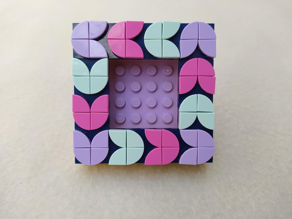 Lego 30556 Tulip Spiral (Python Generated Pattern)