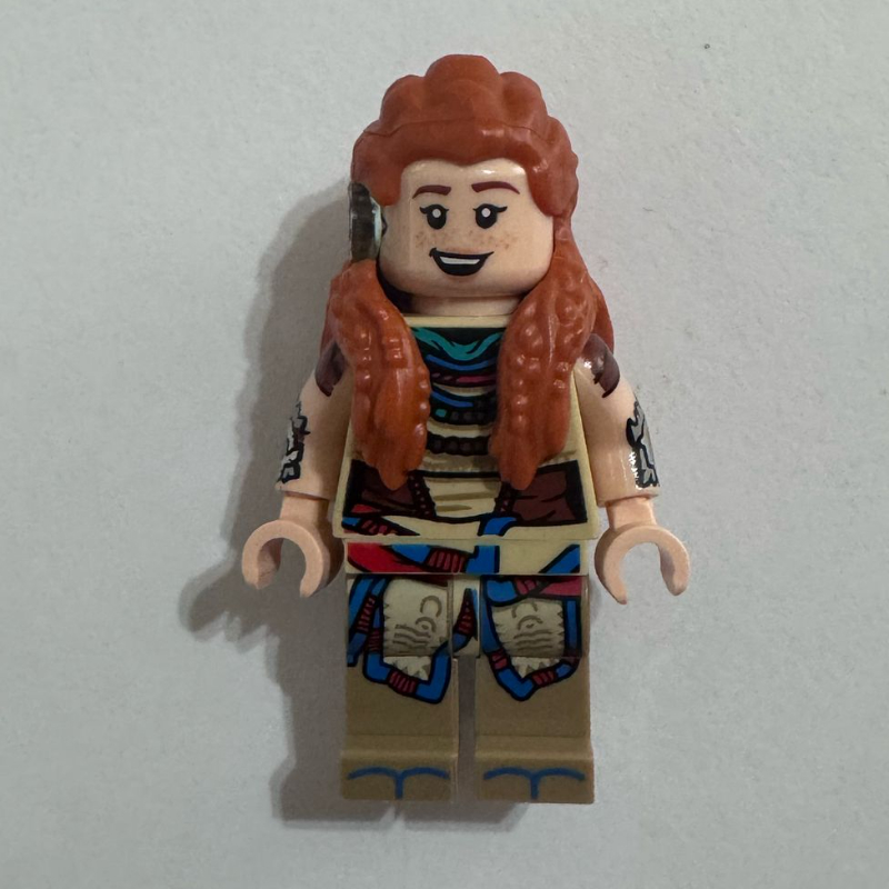Lego Aloy, Smile