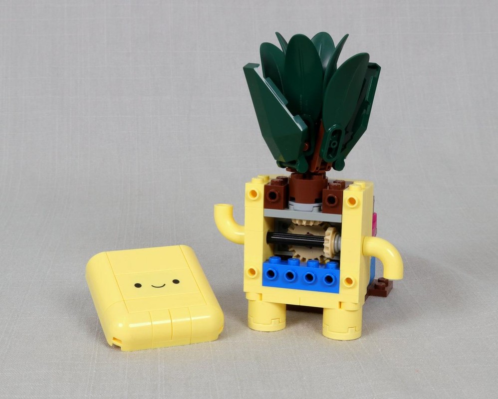 Lego Dancing Yellow Happy Plant