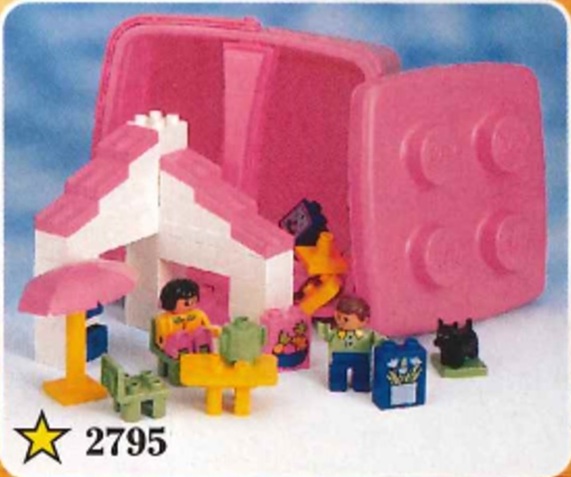 Lego Playhouse Bucket (Vacation Cottage Bucket)