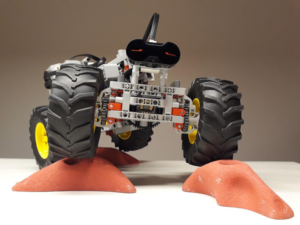 Lego ROV3R