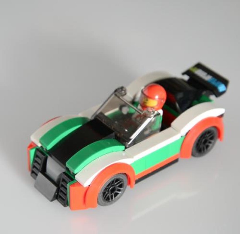 Lego 80 piece OCTAN RACING CAR