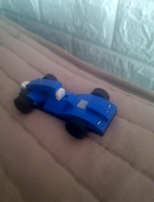 Lego My first moc(pieces of 30343)