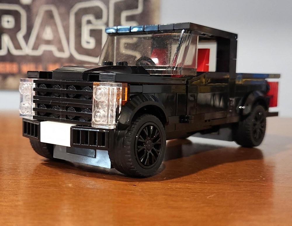 Lego Modern Ford F-250 Truck with Openable Features