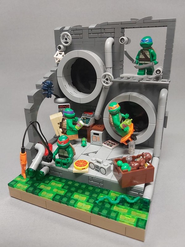 Lego TMNT Sewer Book End / Display Stand