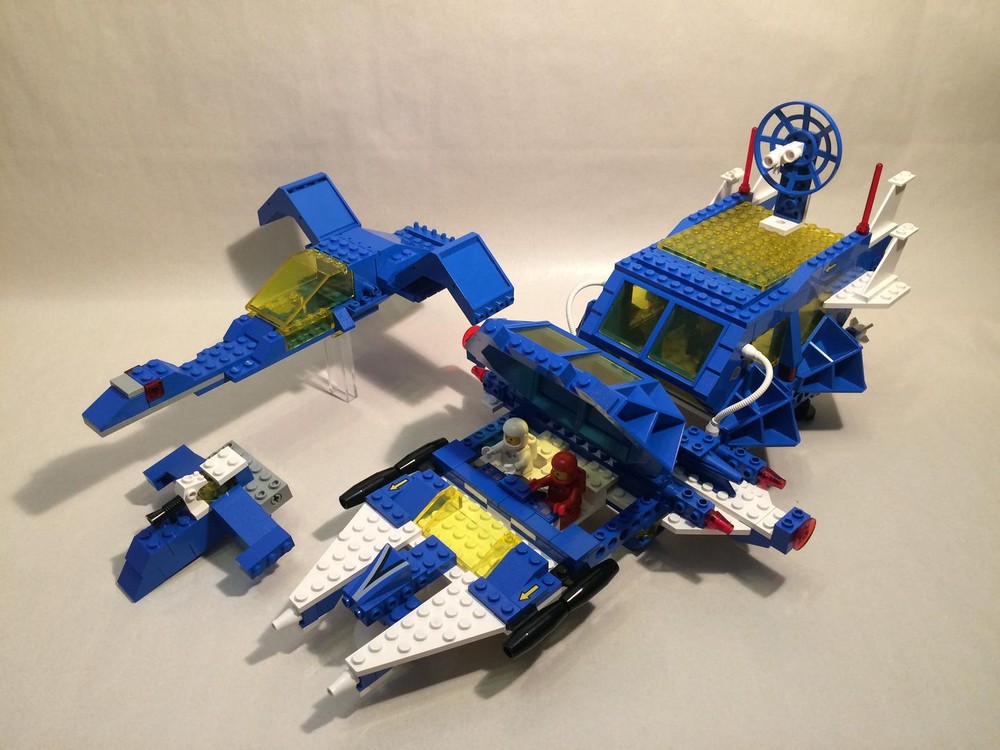 Lego Closmic Fleet Playset #3 - extended version