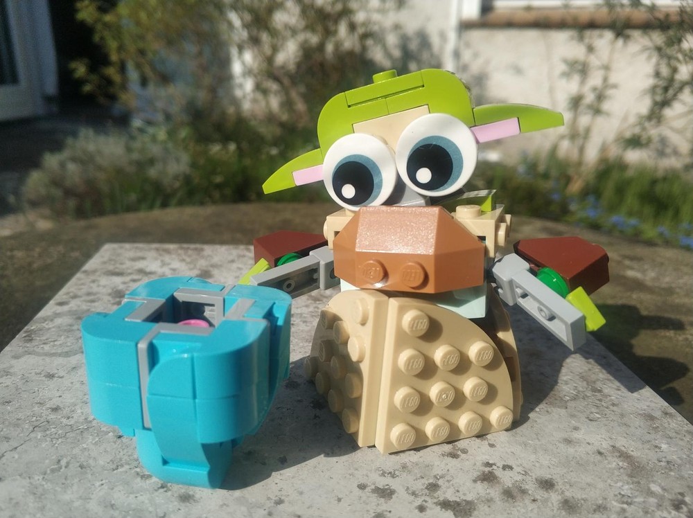 Lego Baby Yoda 31128