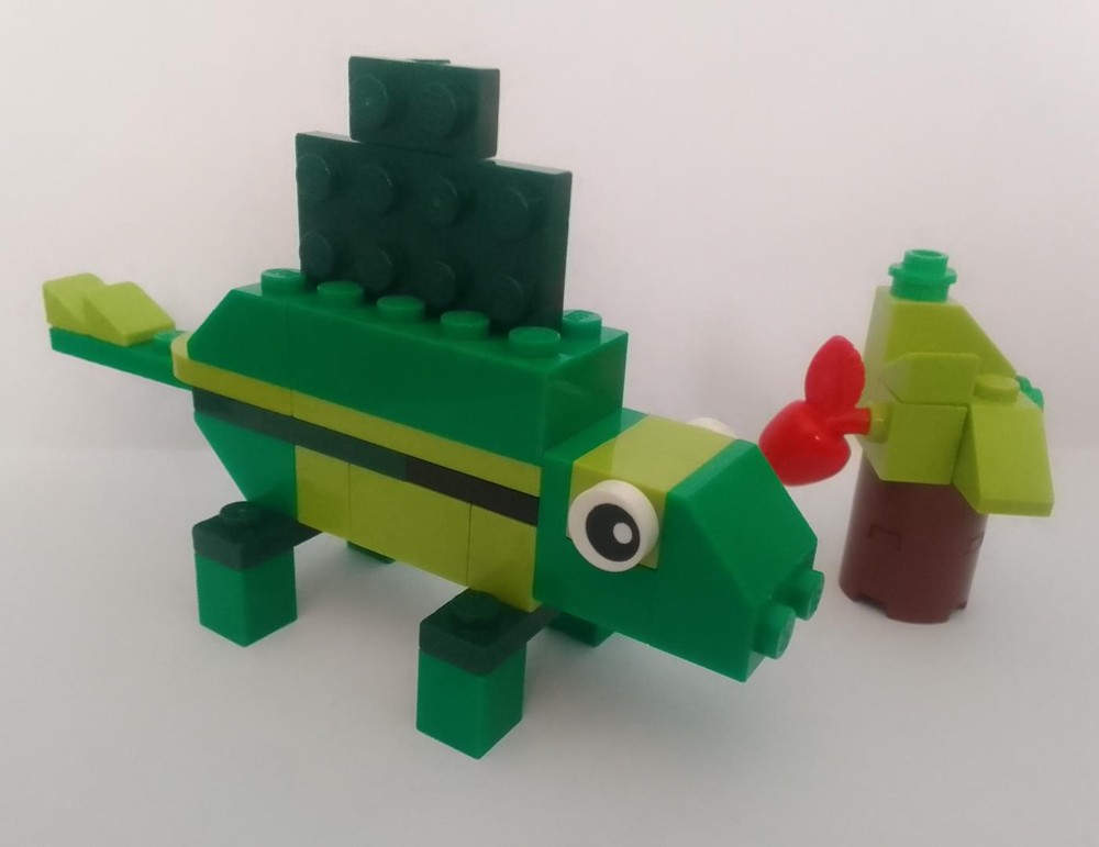 Lego Green Stegosaurus
