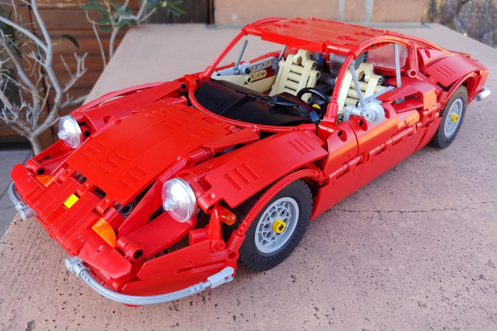 Lego Ferrari Dino 246