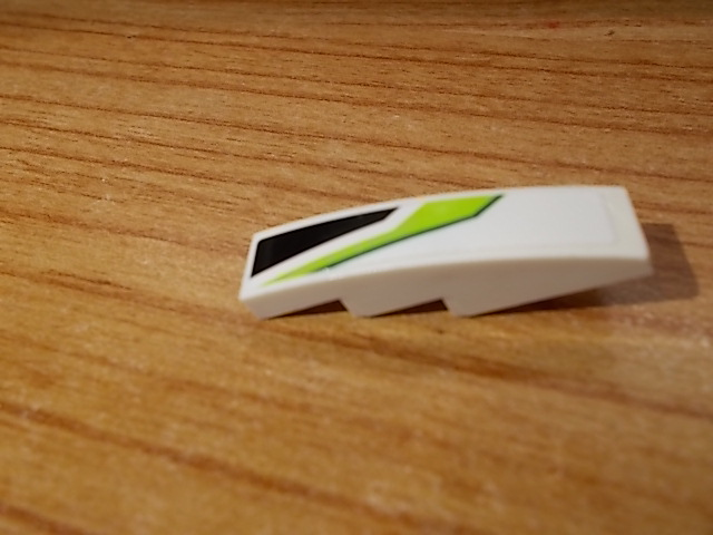 Lego Slope, Curved 4 x 1 with Green and Black Pattern Model Right Side (Sticker) - Set 8864 / White
