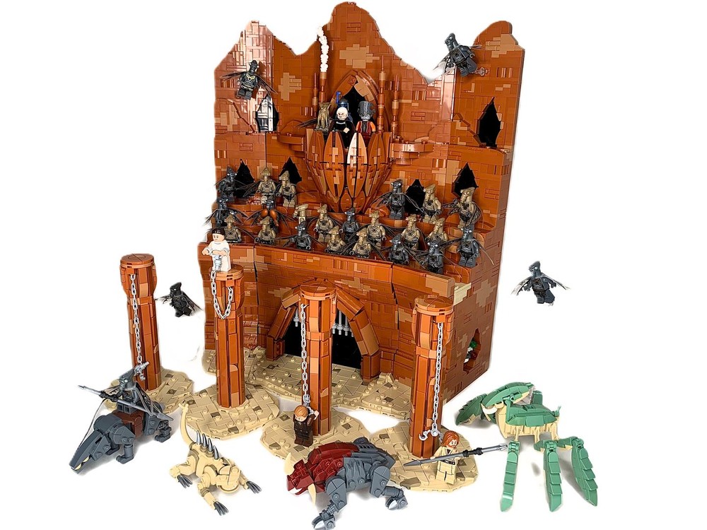 Lego UCS Petranaki / Geonosian Arena (Minifigure Scale)