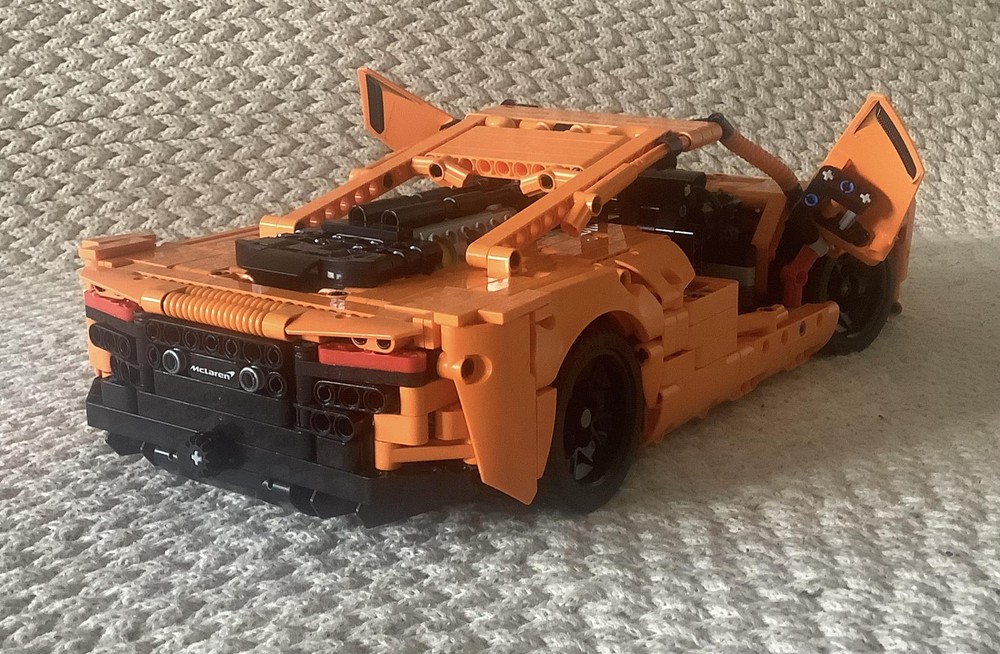 Lego McLaren Artura