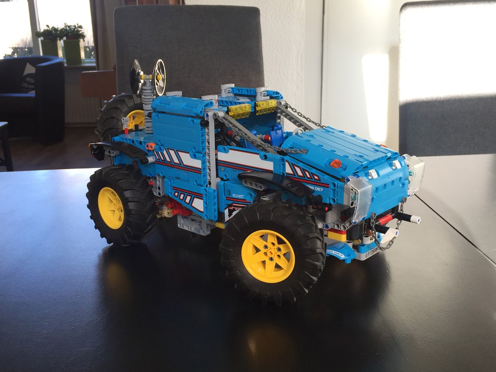 Lego 42070-1 Alternate Build - Playing with the gears