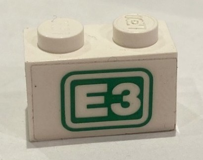 Lego Brick 1 x 2 with 'E3' on Green Background Pattern (Sticker) - Set 1923