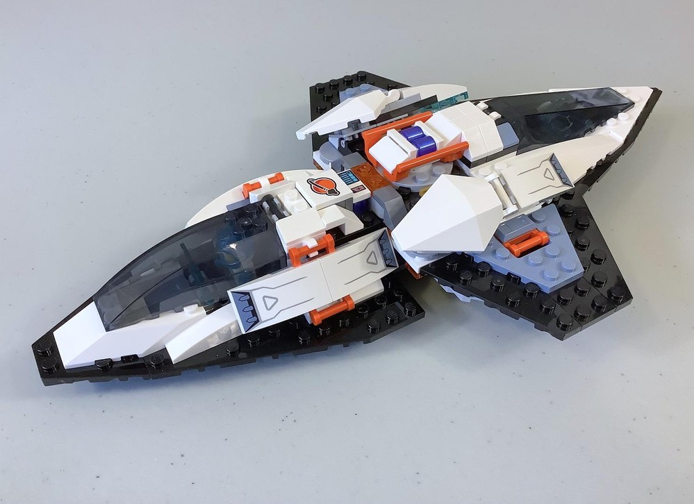 Lego 60429 Modular Spaceship