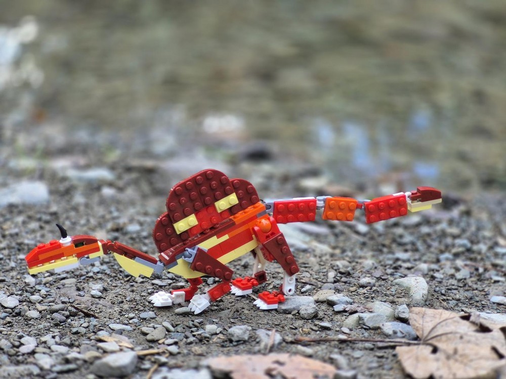 Lego Spinosaurus mirabilis (Minifigure scale)
