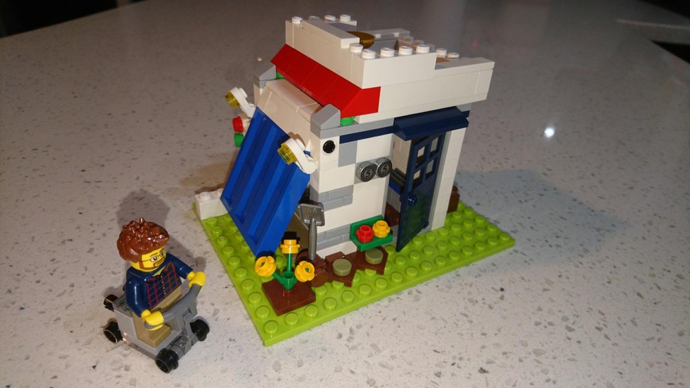 Lego Mini Garage 55