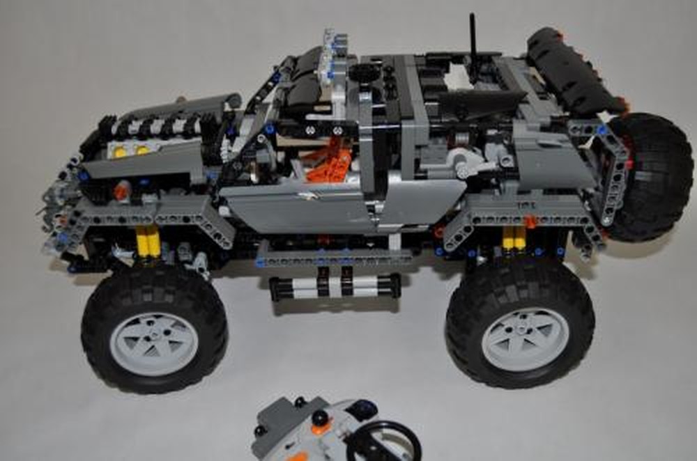 Lego X42 4X4 (8297 Off-Roader Modification)