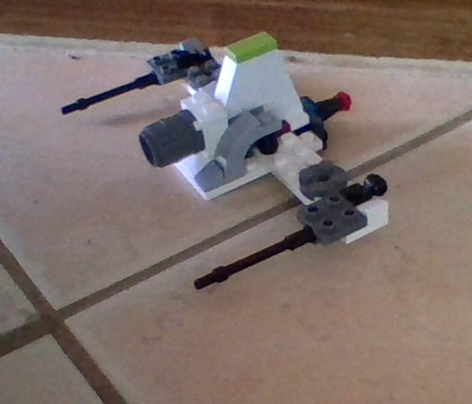 Lego mini long range offensive starfighter