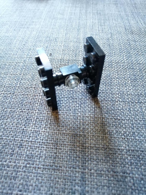 Lego Tie Fighter (Mircoscale)