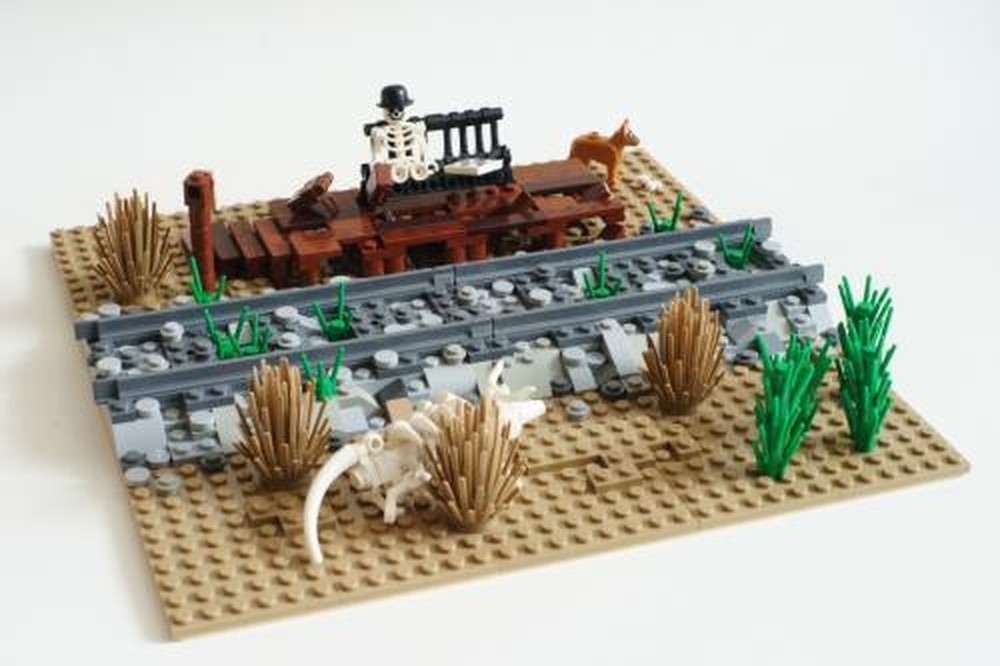 Lego Waiting for the train - Extended