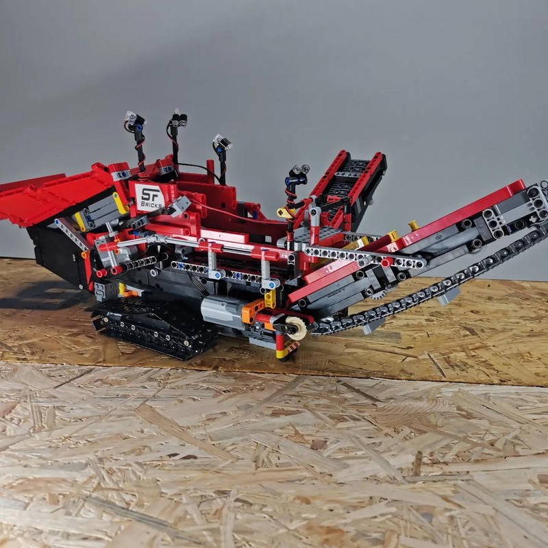 Lego Mobile Screening Machine