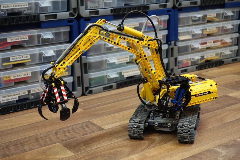 Lego 42006 MOD - pneumatic