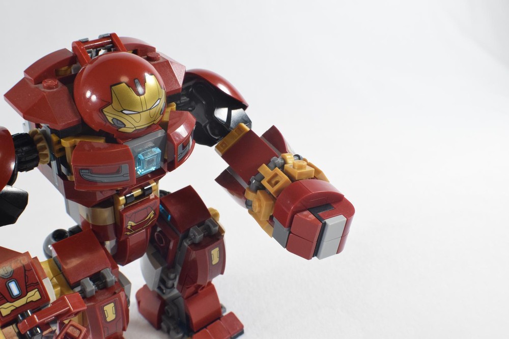 Lego Hulkbuster trap arm, 76104